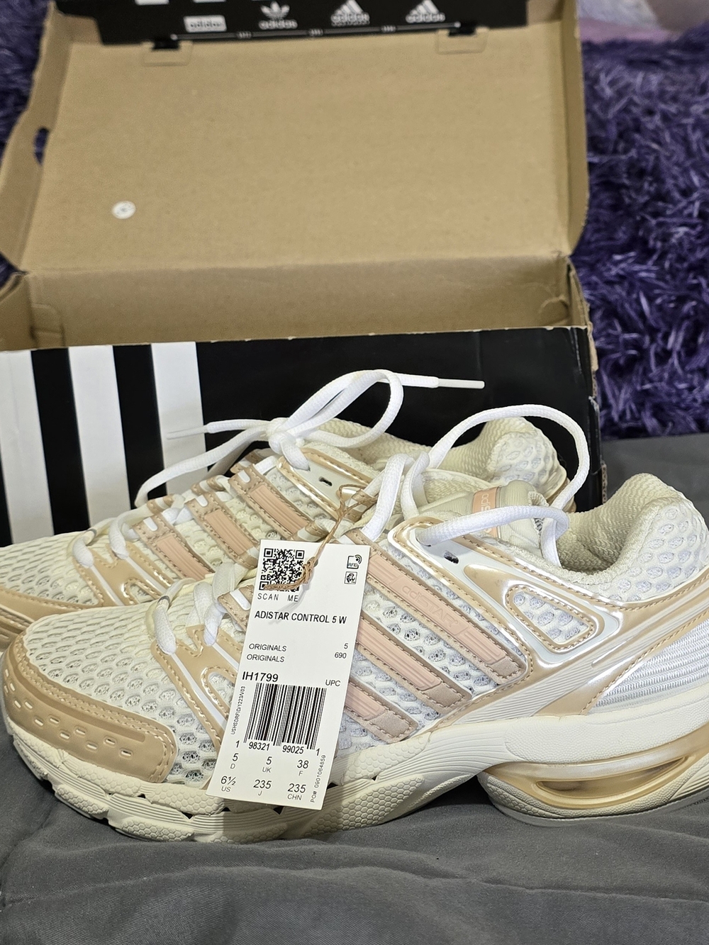 adidas Adistar Control W White & Beige Women's Athletic Sneakers
